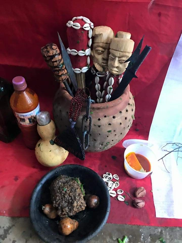 Mama Zaniahealing consultation